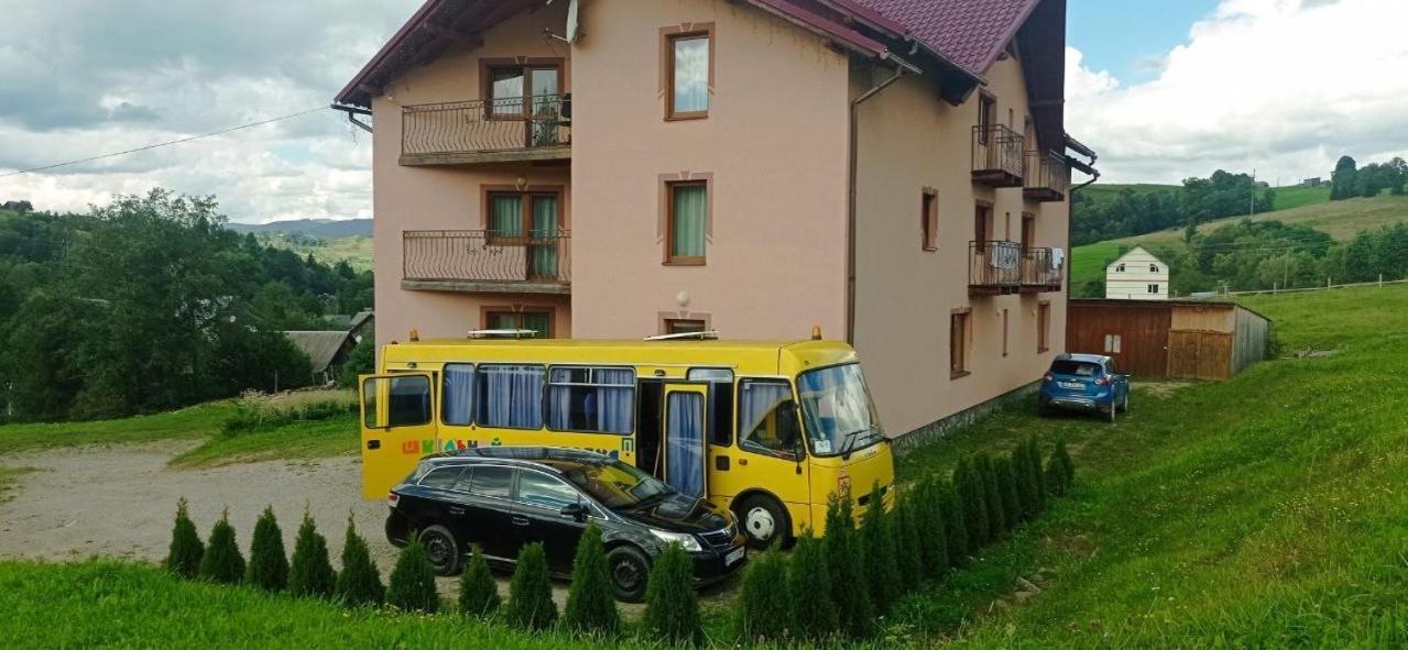 Дзвін Карпат Villa Lazeșciîna Exterior foto